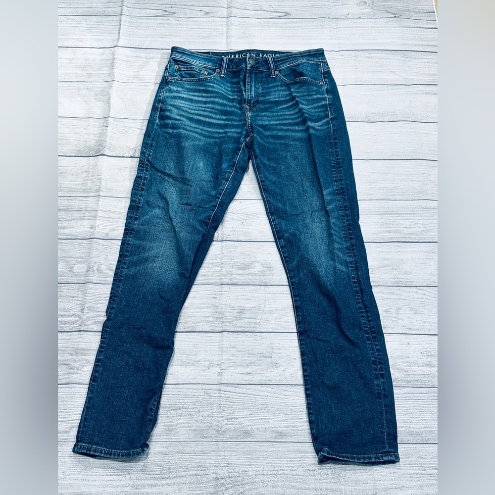 American Eagle Airflex + Jeans - Picture 2 of 3